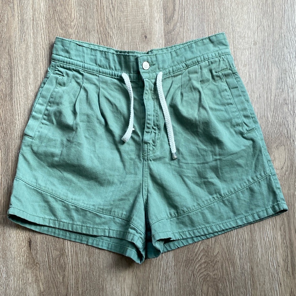 Zara cotton high waist shorts.